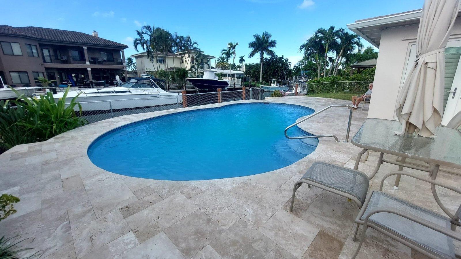 Why Choose Our Travertine Pool Pavers?